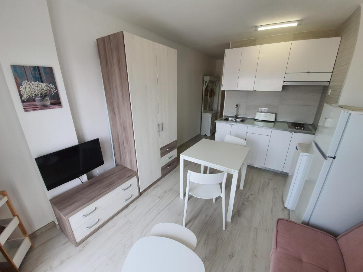 Apartamento Albatros Beach-3 Empuriabrava Exterior photo